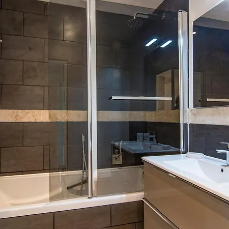 빌라 Sleeps 22 Pool Air Con Wifi Agnac