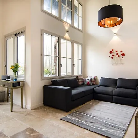 Sleeps 22 Pool Air Con Wifi 빌라 *